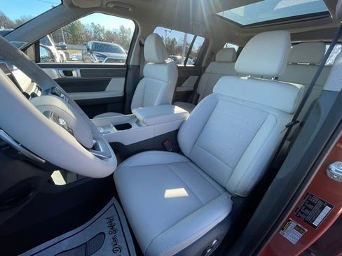 New 2025 Hyundai Santa Fe Limited FWD image 22