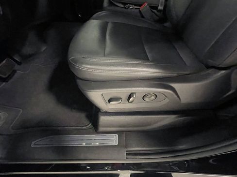 Used 2026 GMC Sierra 1500 SLT image 20