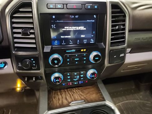 Used 2019 Ford F250 Limited image 11