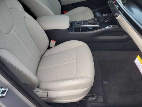 Used 2026 Kia Sorento S FWD image 13