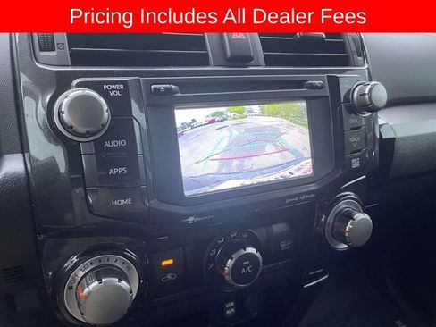 Used 2019 Toyota 4Runner TRD Off-Road AWD/4WD image 31