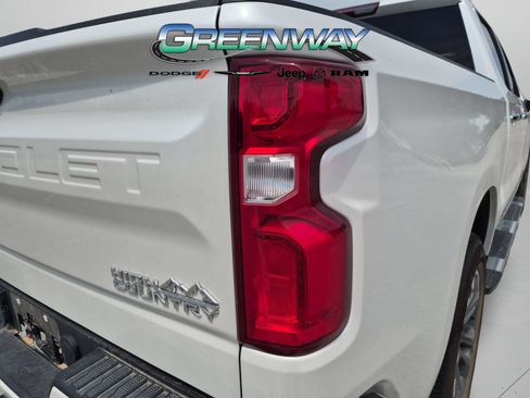 Used 2022 Chevrolet Silverado 1500 High Country RWD image 27