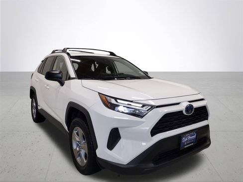 Used 2023 Toyota RAV4 LE image 5