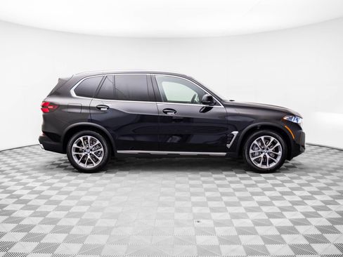 New 2026 BMW X5 xDrive50e w/ Executive Package image 7