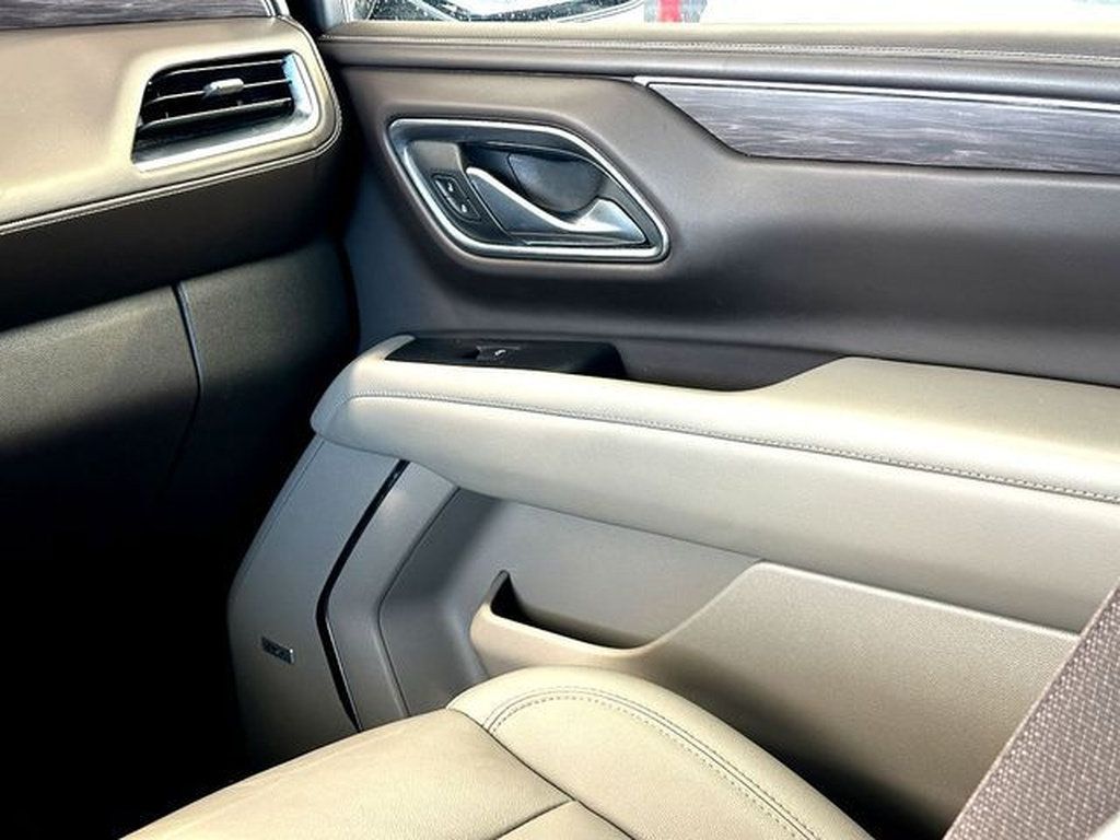 Used 2024 Chevrolet Tahoe LT RWD image 29
