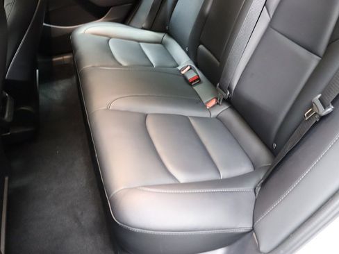 Used 2023 Tesla Model 3 Standard Range image 44