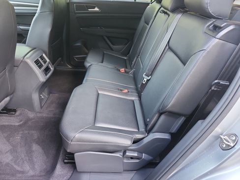 Used 2018 Volkswagen Atlas SE FWD image 14