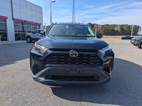 Used 2023 Toyota RAV4 XLE image 8