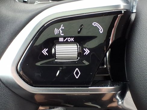 Used 2024 Jaguar F-PACE SVR AWD/4WD image 19