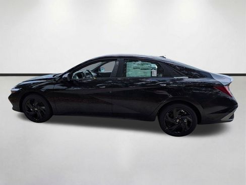 New 2026 Hyundai Elantra SEL Sport Premium FWD image 7