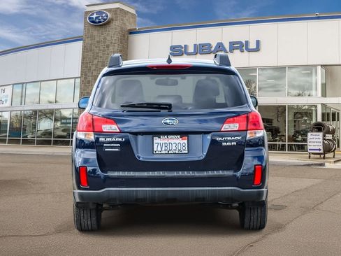 Used 2014 Subaru Outback 3.6R Limited image 3