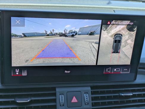 Used 2021 Audi SQ5 Premium Plus w/ Premium Plus Package image 28