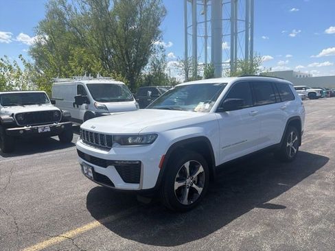 New 2026 Jeep Grand Cherokee L Limited w/ MOPAR Finishing Package AWD/4WD image 1