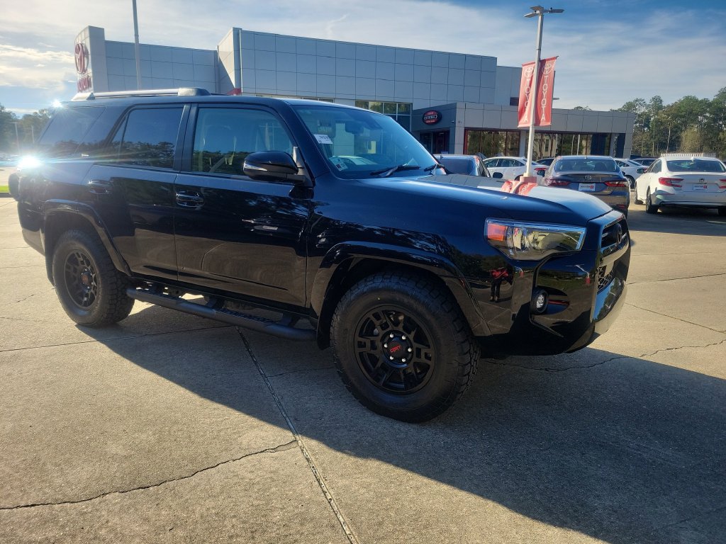 Certified 2024 Toyota 4Runner SR5 Premium w/ Moonroof Package RWD image 8