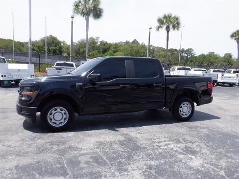 Used 2024 Ford F150 XL RWD image 2