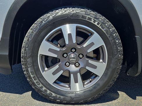Used 2017 Honda Ridgeline RTL-T image 9