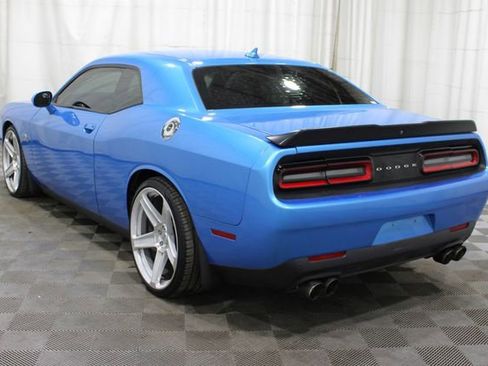 Used 2015 Dodge Challenger R/T Scat Pack RWD image 34