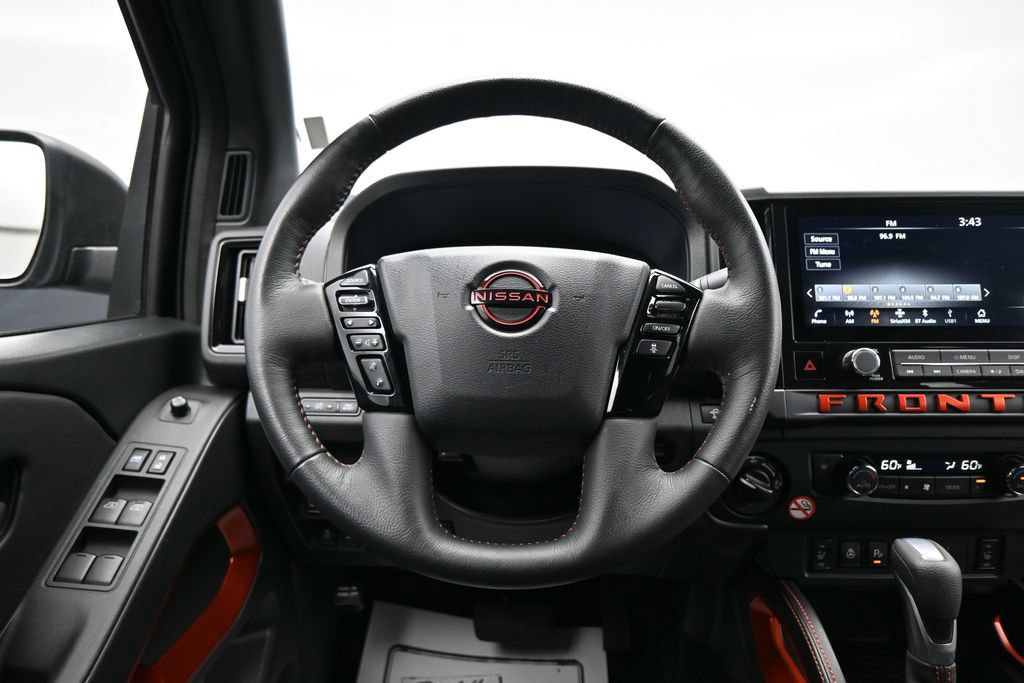Used 2026 Nissan Frontier PRO-4X AWD/4WD image 16