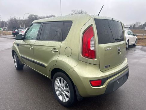 Used 2013 Kia Soul + image 7