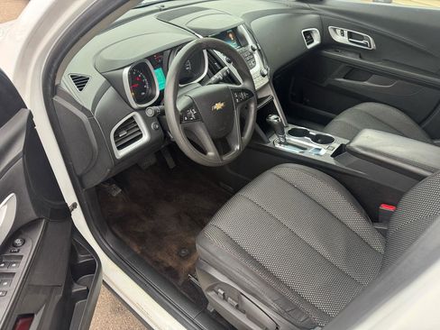 Used 2016 Chevrolet Equinox LS image 11