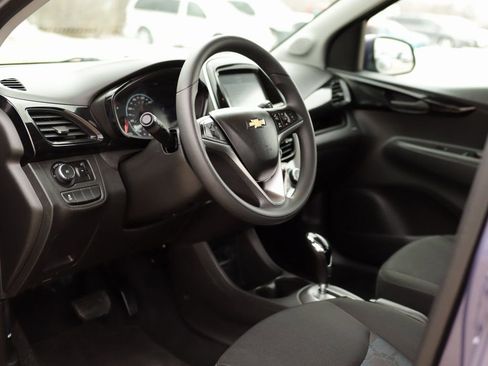 Used 2017 Chevrolet Spark LT image 9