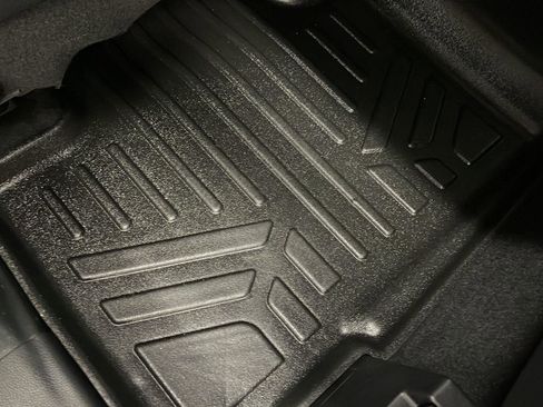 Used 2022 Toyota Highlander XLE image 20