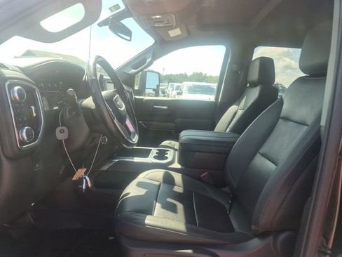 Used 2023 GMC Sierra 3500 SLT w/ SLT Convenience Package AWD/4WD image 6