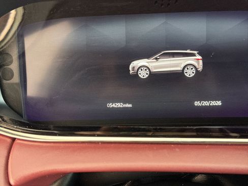 Used 2021 Land Rover Range Rover Evoque R-Dynamic SE AWD/4WD image 19