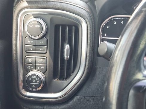 Used 2022 GMC Sierra 2500 AT4 w/ Gooseneck/5TH Wheel Package AWD/4WD image 22