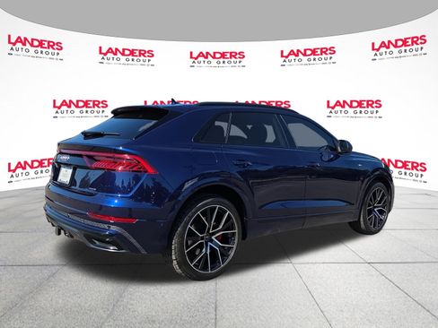 Used 2021 Audi Q8 Prestige w/ Prestige Package AWD/4WD image 3