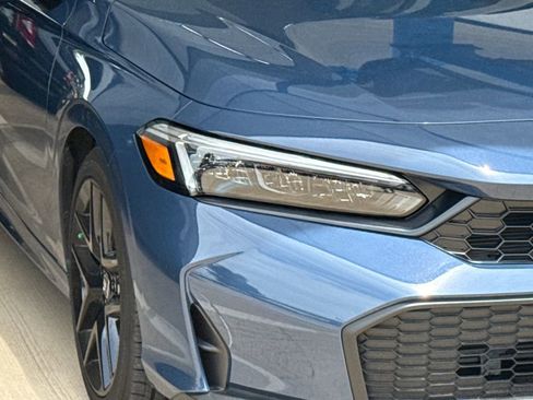 Used 2026 Honda Civic Sport image 4