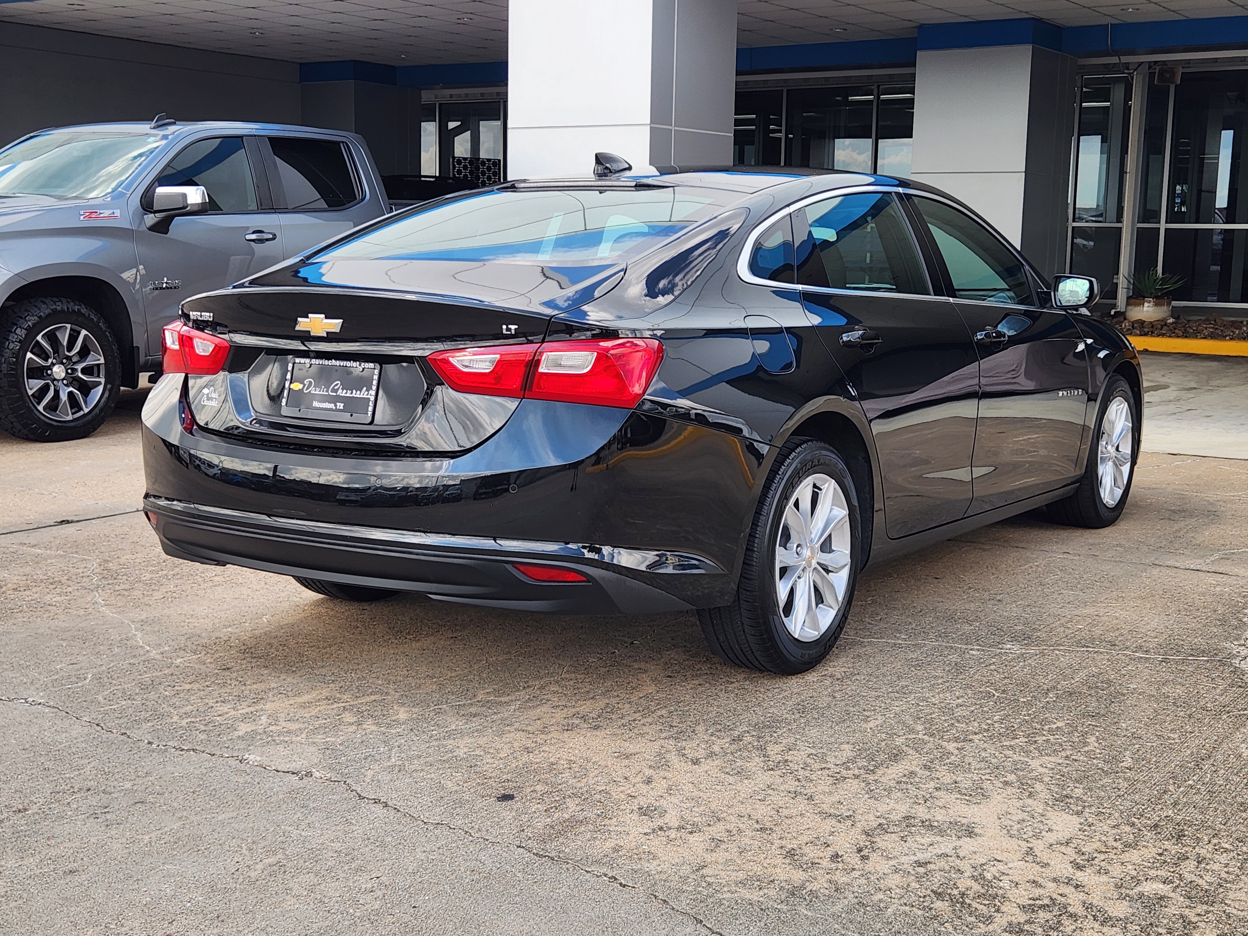 Certified 2025 Chevrolet Malibu LT FWD image 6