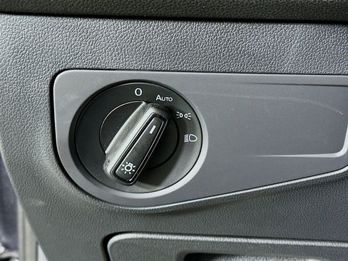 Used 2024 Volkswagen Tiguan S image 17