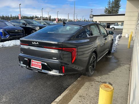 New 2025 Kia K4 GT-Line image 4