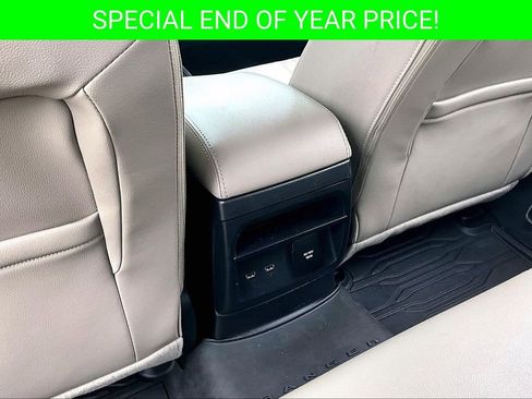 Used 2022 Ford Ranger Lariat w/ Equipment Group 501A High image 11