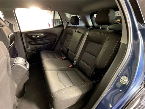 Used 2024 GMC Terrain SLE image 37