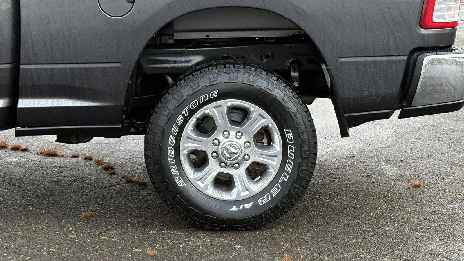 Used 2024 RAM 2500 Big Horn AWD/4WD image 3