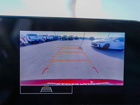 Used 2024 Chevrolet Trax RS w/ Driver Confidence Package image 24