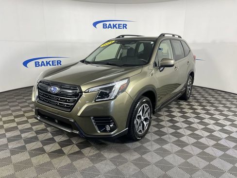 Used 2024 Subaru Forester Premium AWD/4WD image 4