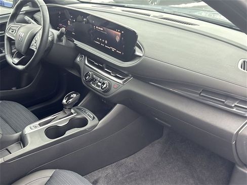 Certified 2024 Buick Envista Preferred w/ Convenience I Package image 27