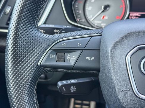 Used 2022 Audi SQ5 Premium w/ Convenience Package image 17