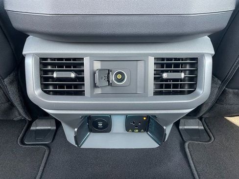 New 2025 Ford F150 Lariat w/ Equipment Group 501A Mid image 14