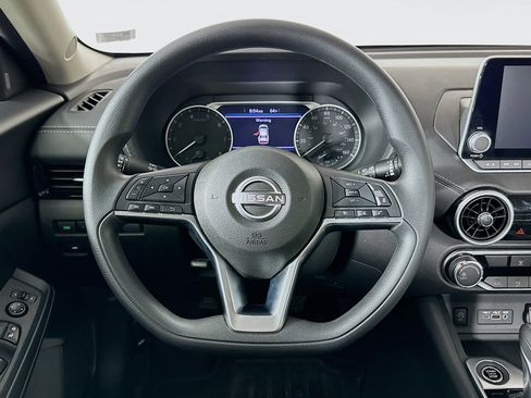 Used 2024 Nissan Sentra SV image 18