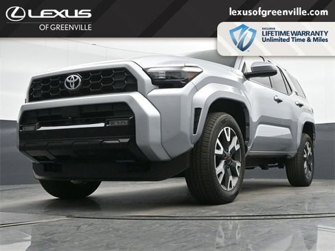 Used 2025 Toyota 4Runner TRD Sport image 9