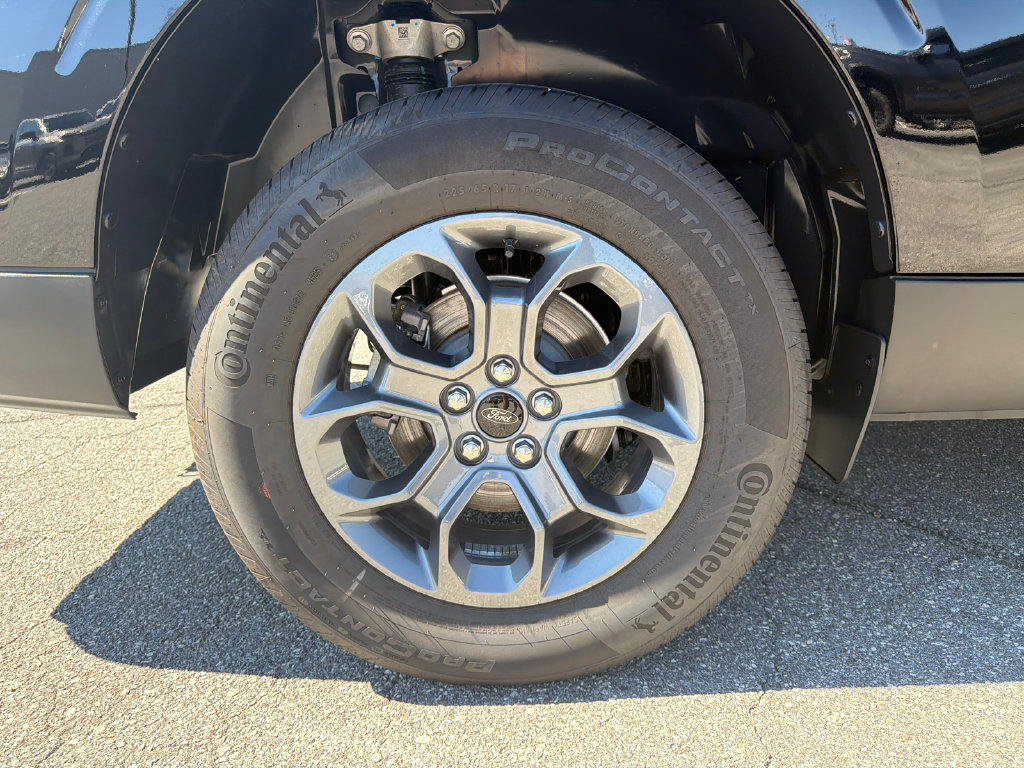 Used 2026 Ford Maverick XLT w/ Equipment Group 301A AWD/4WD image 17