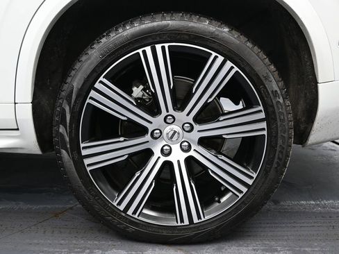 Used 2023 Volvo XC90 T8 Plus w/ Protection Package Premier image 13