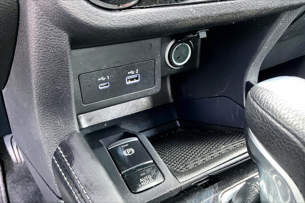 Used 2022 Nissan Kicks SV FWD image 16