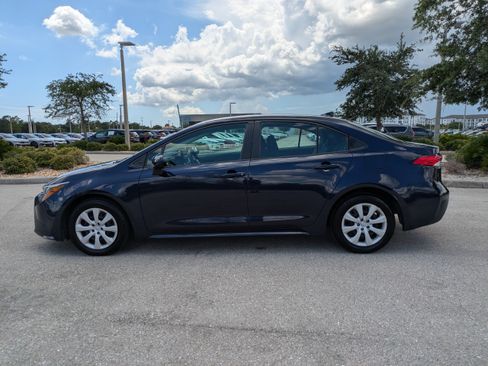 Used 2024 Toyota Corolla LE FWD image 9