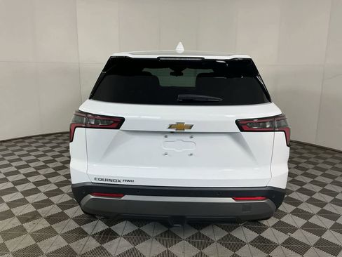 New 2026 Chevrolet Equinox LT w/ Convenience Package II image 9