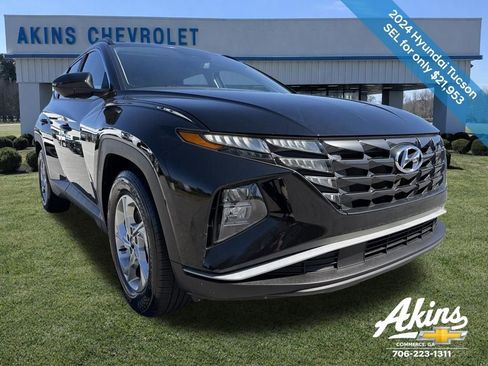 Used 2024 Hyundai Tucson SEL FWD image 3